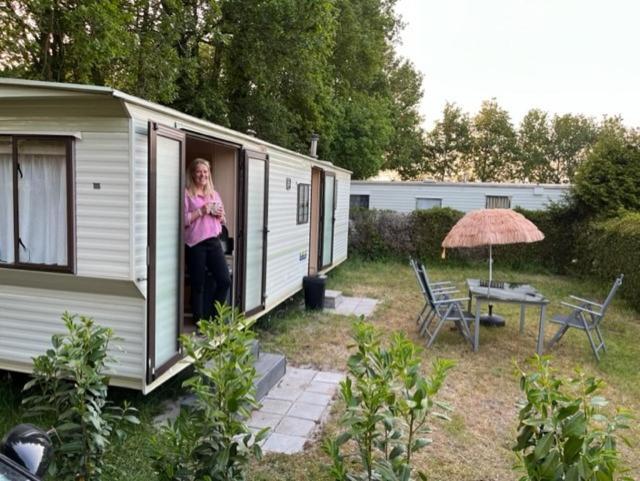 Stacaravan Huren In Het Hart Van Bosrijk Drenthe Op Recreatiepark De Tien Heugten Schoonloo Exterior foto